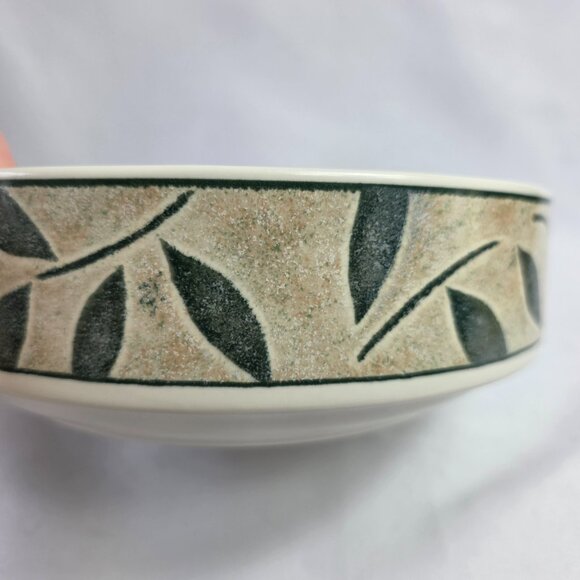 Mikasa Nature's Song Intaglio 8 Inch Vegetable Beige with Green Leaves - Picture 5 of 10